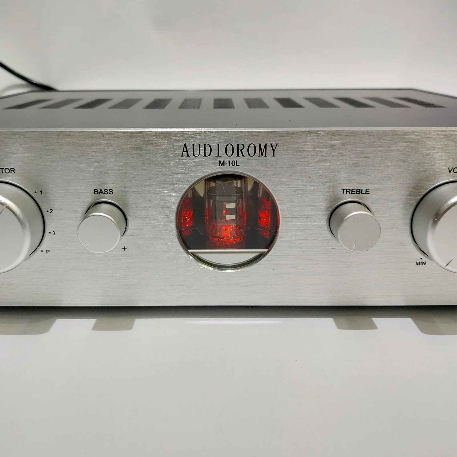 AUDIOROMY M-10L мм PHONO High End 6N8P вакуумный предусилитель-усилитель N проигрыватель