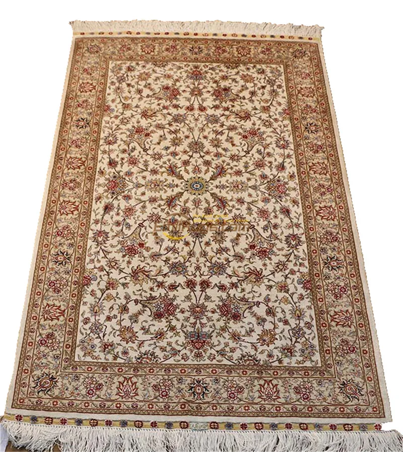 Рисунок 4 - Шелковые ковры ручной работы