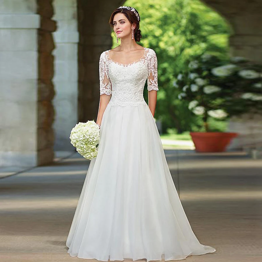 

Elegant Tulle Scoop Neckline A-Line Wedding Dresses with Beaded Lace Appliques Half Sleeve Button Back Bridal Dress
