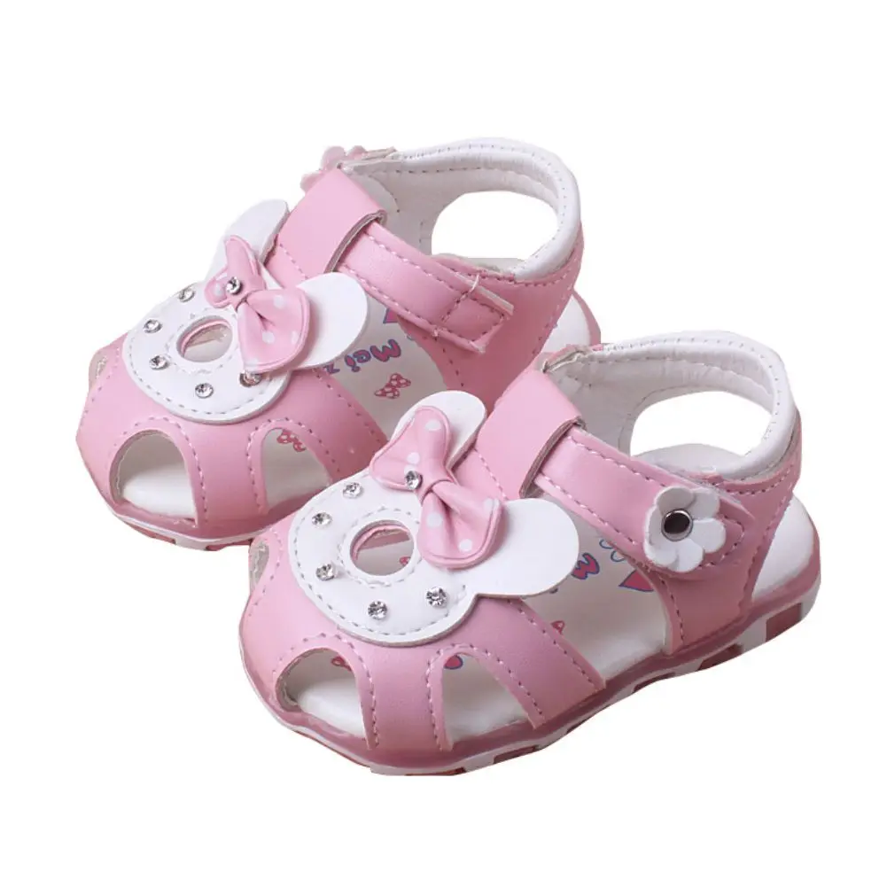 Летняя обувь для маленьких девочек; модная детская пляжная обувь с кроликом на мягкой подошве; светодиодный дизайн