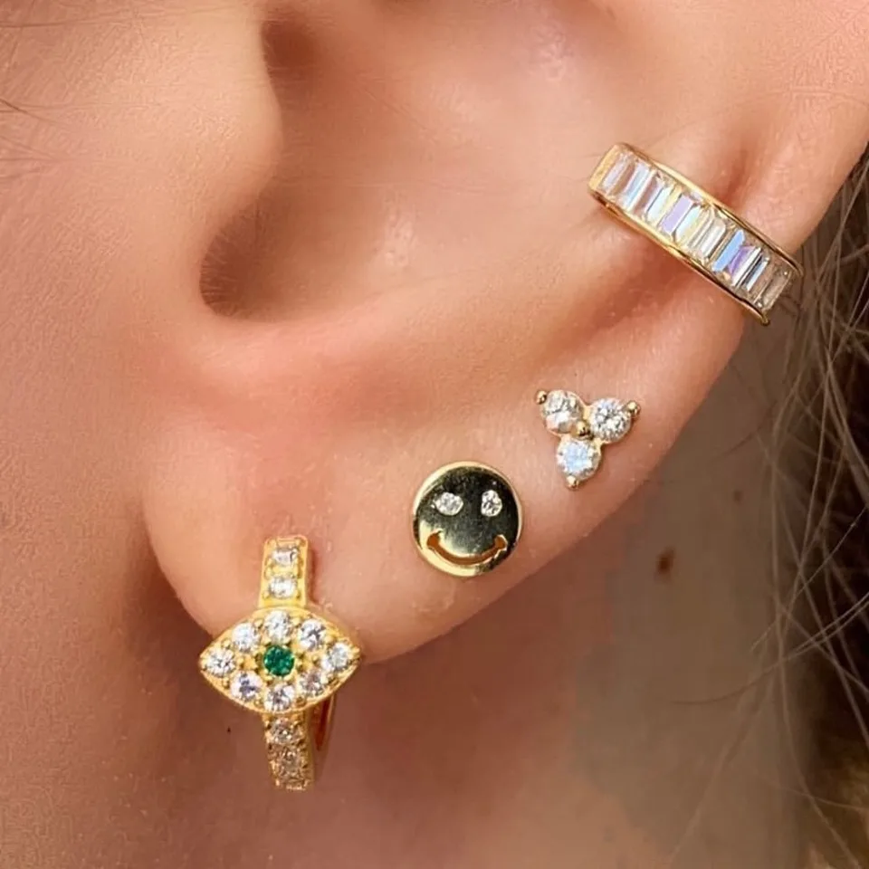 Маленькая серьга кольцо Lucky evil eye зеленое белое с фианитами Гарантия 925 пробы