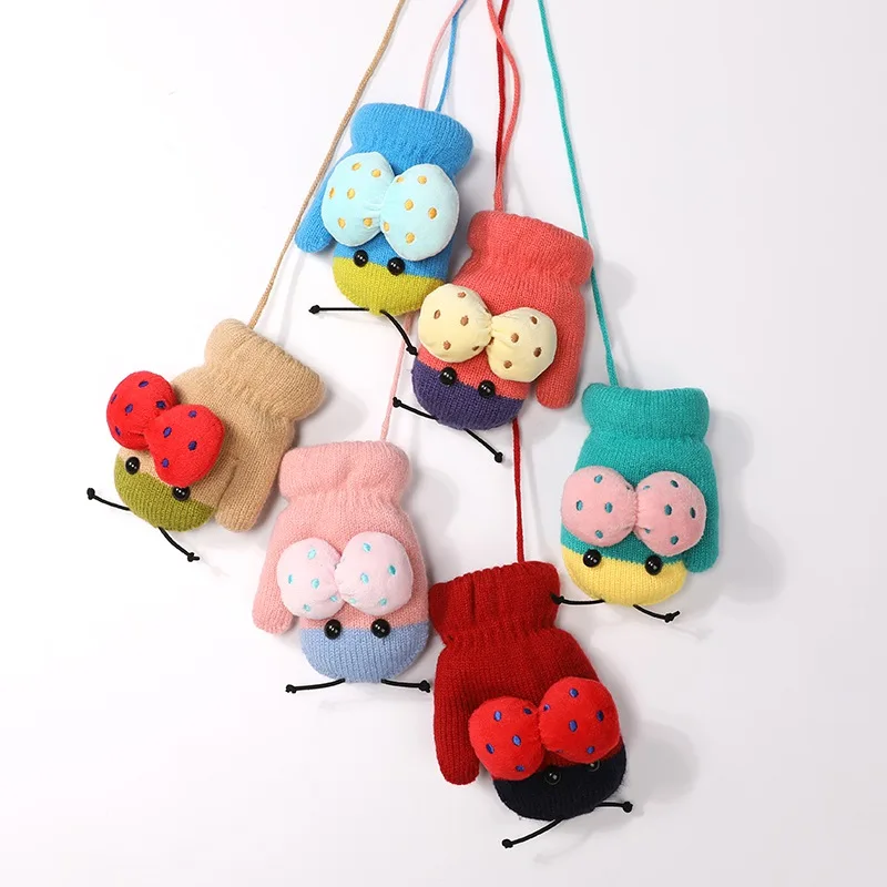 

Cartoon Cute Ladybug Baby Mittens Winter Warm Kids Baby Girl Gloves Knitted Children Toddler Teething Mitten Gloves