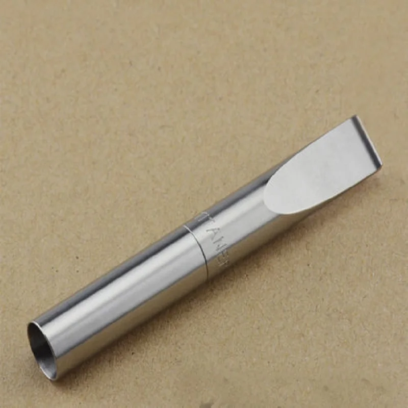 

1x Titanium alloy smoking cessation recyclable filter cigarette holder for men