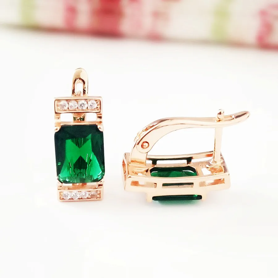 Серьги из розового золота 585 пробы модное ювелирное изделие с зеленым камнем