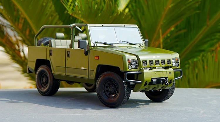 Фабричный 1:18 BJC Китай Beiqi Warrior BJ2022JC литье под давлением внедорожная армейская модель автомобиля с небольшим подарком