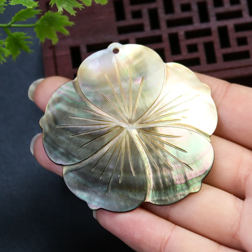 Natural Shell Ornaments 2PCS 55mm Natural Black Mother of Pearl Shell Flower Pendant Shell Carving Charm For DIY Necklace Earring Jewelry Making Finding