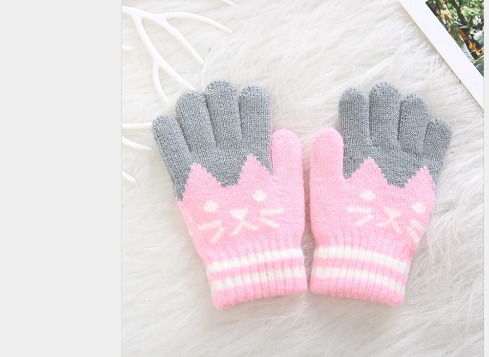 4-8Y New Child Kids Baby Girls Boys Winter Knitted Gloves Cartoon Warm Mittens Toddlers Outdoor Cartoon Cats Cute Gloves - Цвет: Армейский зеленый