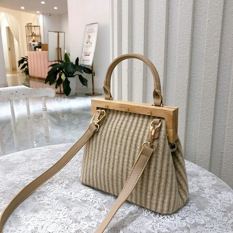 

New Retro Wool Handbag Wooden Top Handle Clip Bucket Bag Buckle Women Shoulder Messenger Bag Clutch Purse Female Bag