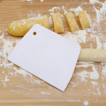 

Baking Tools 1PC Plastic Scraper Trapezoid Scraper Cream Cake Dough Cuttier Knife Baking Scraper Multipurpose Food Scrappers