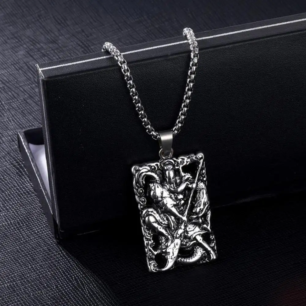 

2020 Western Vintage Hip-hop Plain Pendant Necklace Stainless Steel Duke Guan Pendant Necklace Trendy Male Jewelry