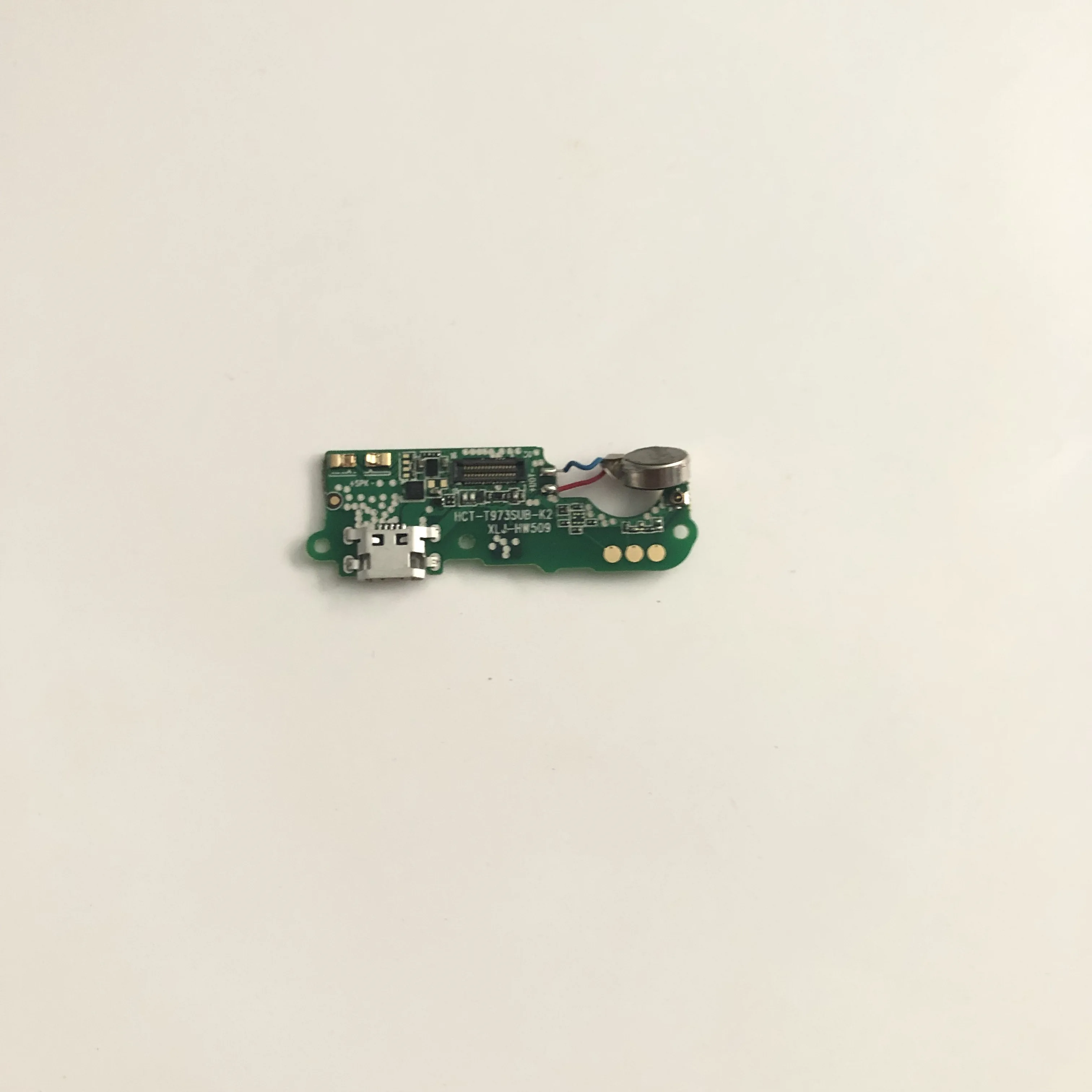 

iLA S1 Used USB Plug Charge Board + Vibration Motor For iLA S1 MT6737T 5.50" 1080 x 1920 Smartphone Free Shipping