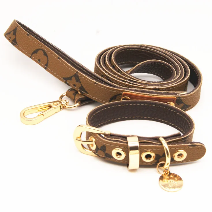 

Classical Brown Flower Dog Set Collar Leash Plaid Designer High Quality with Gift Box Teacup Dogs Poodle Dog Pet Collars Leads