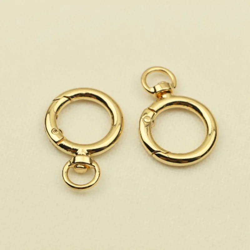 9183961444_598437754