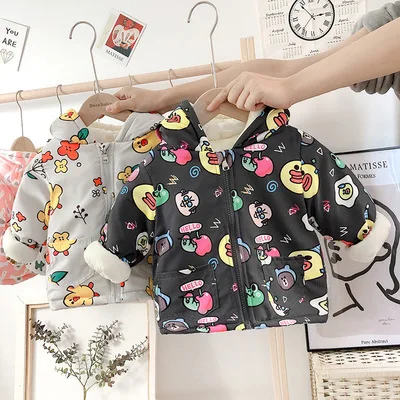 Новое пальто для детей 2-6 лет, зимняя куртка с капюшоном и милым принтом в Корейском стиле для маленьких мальчиков и девочек, утепленная хлопковая куртка с плюшевой подкладкой
