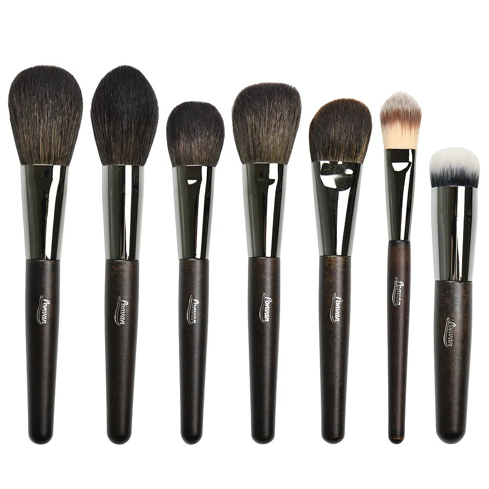 

Professional High Quality GKS-07 Cosmetic Maple Wooden Handle Powder/Blusher/Highlight/Foundation Makeup Brush 7PC/Set