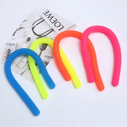 6 pçs tpr macio macarronete corda elástica brinquedos para crianças descompressão artefato ventilação corda neon slings anti stress brinquedos cores aleatórias