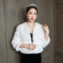 2020 New Arrival Fur Wedding Wraps Women Winter Bridal Fur Jacket Warm Fur Bridal Jacket Elegant Evening Coat