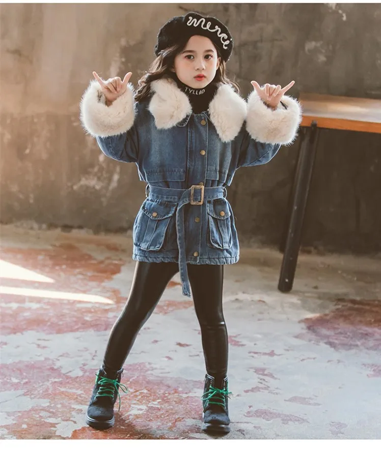 

New Korean style winter long-section cotton lining warm denim jacket with real fur hooded jacket outwear for teenage girls