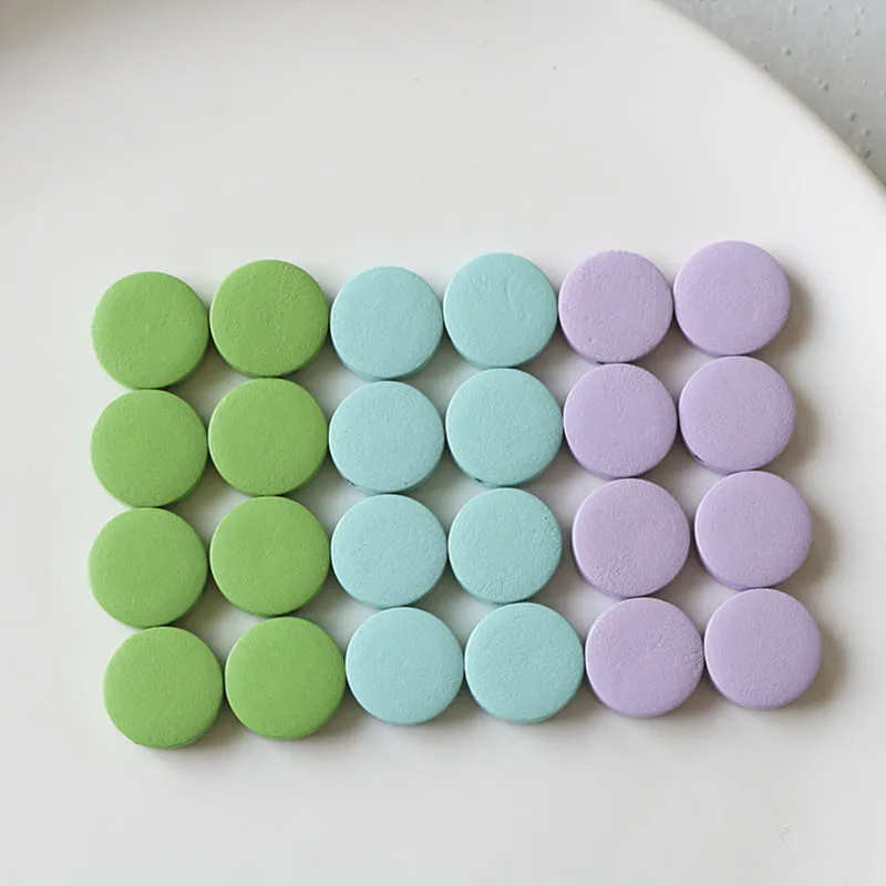 20pcs 15/20/30mm Wooden Beads Green Blue Purple Color Wood Charm Pendant for Diy Jewelry Making Big Hole Beading Earring Finding