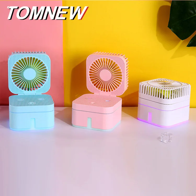 

Creative New Style Rubik's Cube Humidifier Fan Office Students Dormitory USB Mini Desktop Fan Customizable