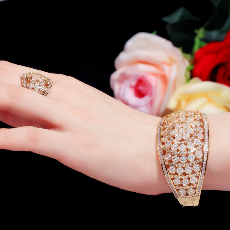 CWWZircons супер роскошный Дубай золотой цвет блестящий цветок кубическая циркониевая подвеска Большой браслет и кольцо набор для свадьбы невесты Вечерние T372
