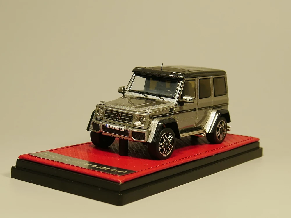 Mercedes-Benz G500 4X4 1:43 scale Diecast model car
