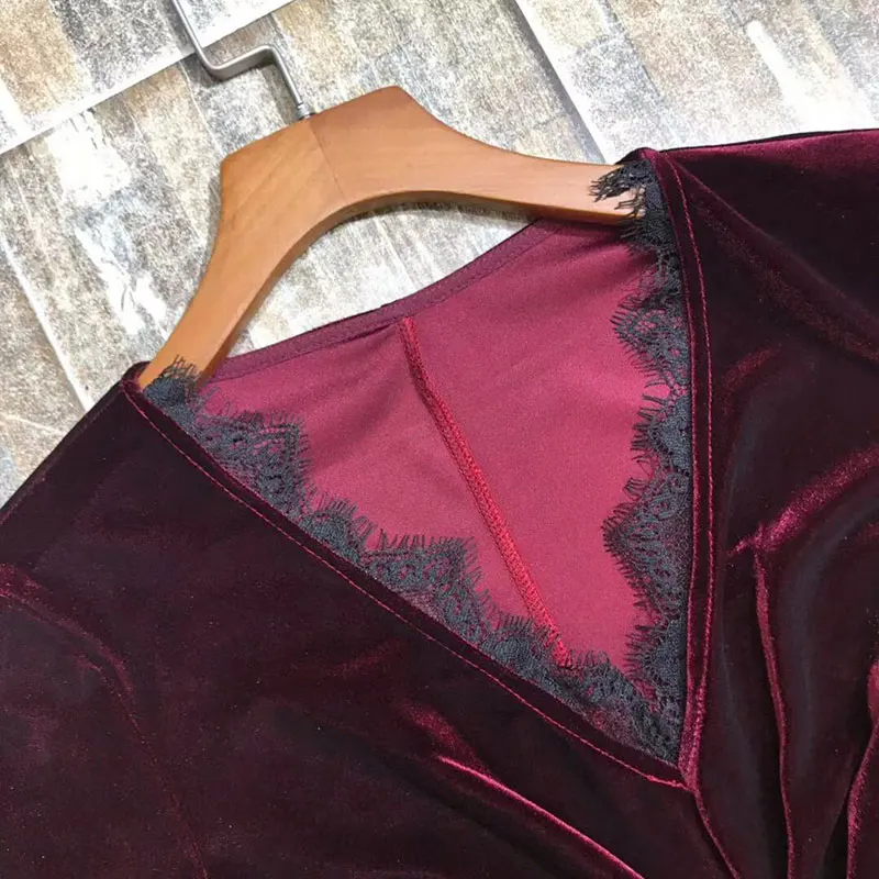 Однотонные черные/винно-красные велюровые платья с кружевной отделкой v-образный вырез с длинным рукавом длиной до щиколотки с разрезом и рюшами теплое зимнее женское платье