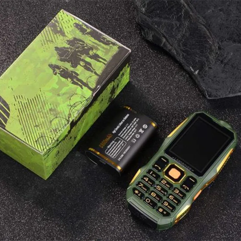 2,4 дюймов дешевый маленький мини Dual Sim мобильный телефон противоударный мощный фонарь Поддержка bluetooth Русская клавиатура MP3 MP4 power Bank