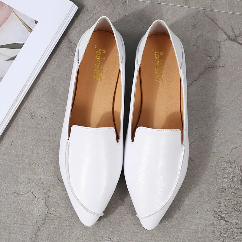 

Shallow Mouth 2019 Women Shoes Casual Female Sneakers Pointed Toe British Style Dress New Small Nurse Preppy Leisure Flat PU