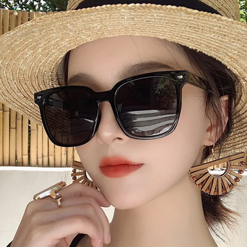 

2020 Korean Retro Female Plain Face Women Sunglasses Large Frame Square Jelly Color Colorful Ins Eyeglasses Ladies Spectacles