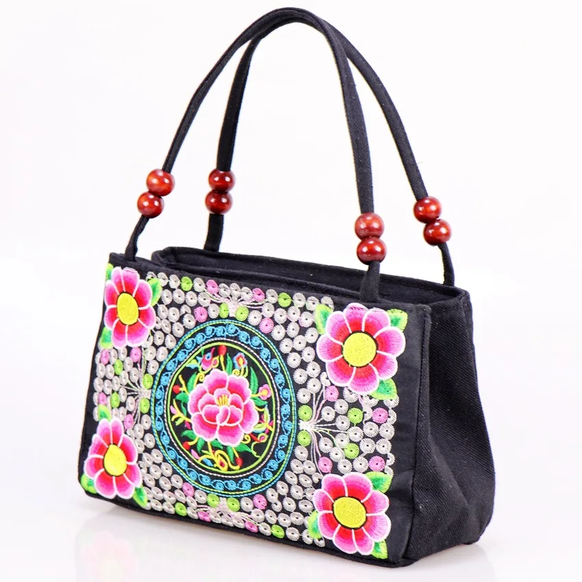 New Fashion Embroidery Women Small handbags National Floral Embroidered Lady Top-handle bags Single-layer Beading Falp Carrier