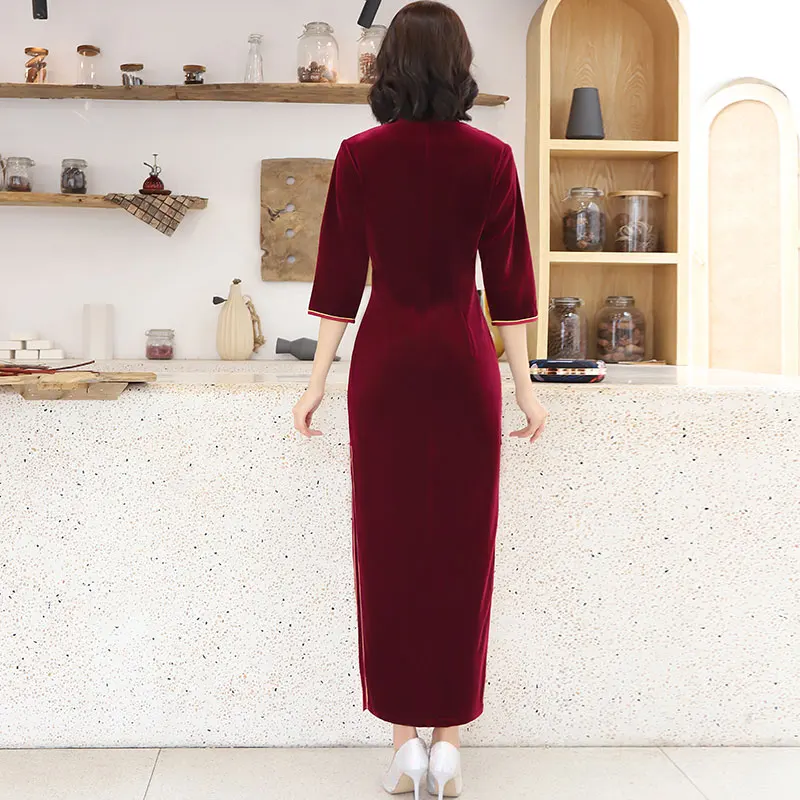 Фиолетовые сексуальные велюровые Длинные Cheongsam с цветочной вышивкой женские весенние вечерние платья в китайском стиле с воротником-стойкой Qipao