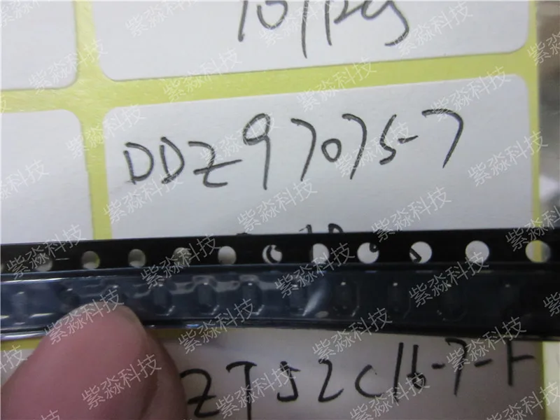 DDZ9707S-7 Зенер диоды 200 мВт 20 в LF чип