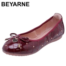 BEYARNESoft/Балетки на плоской подошве; Летняя женская обувь; большие размеры; обувь на плоской подошве; женская обувь на плоской подошве с заклепками для девочек-подростков; весенняя обувь; E906