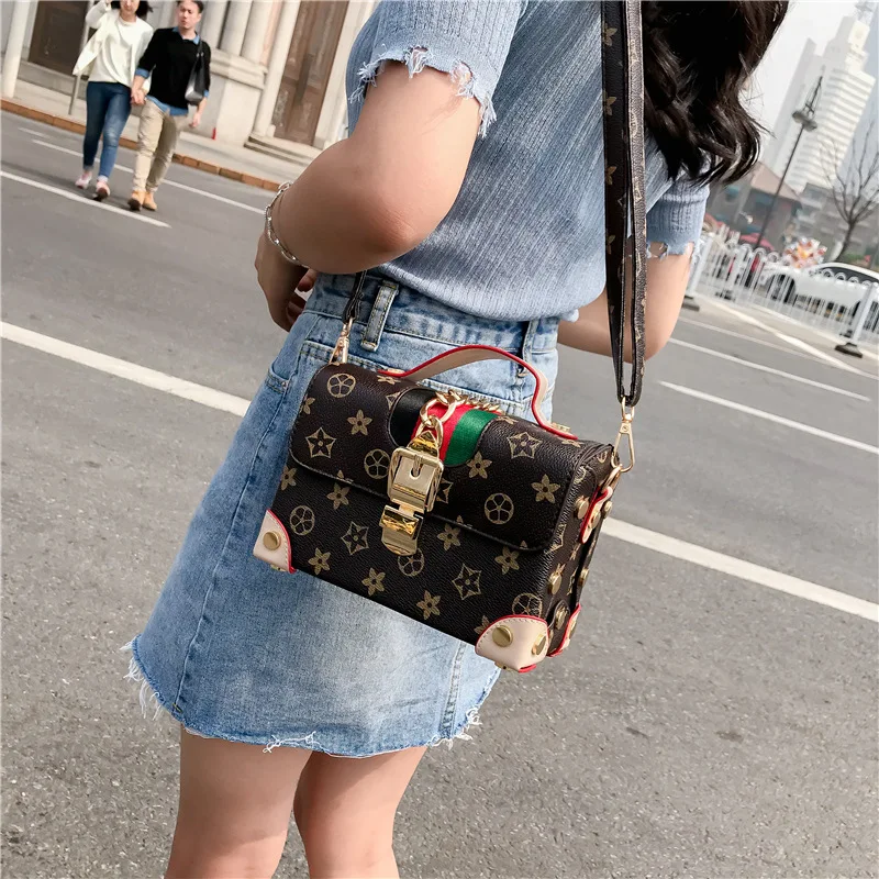 

Small Box Cosmetic Bag Korean-style Fashion Girl'S Portable Shoulder Bag Printed Stereotypes WOMEN'S Bag Versatile Bag