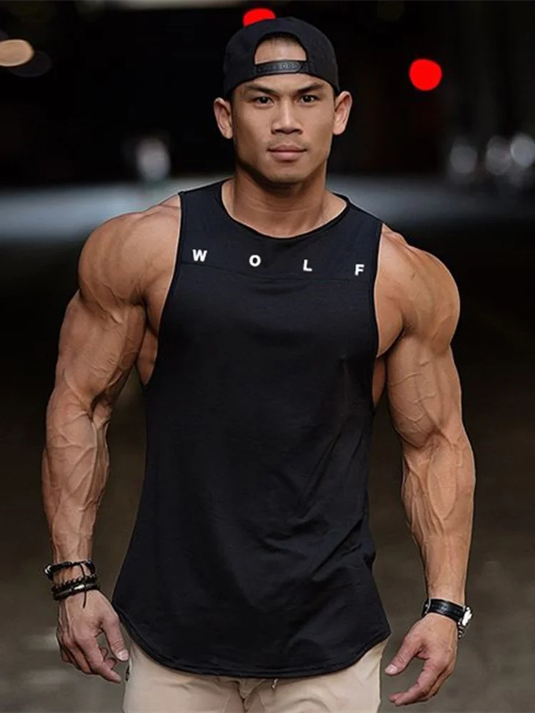 Мужской спортивный топ. Волк воркаутер.