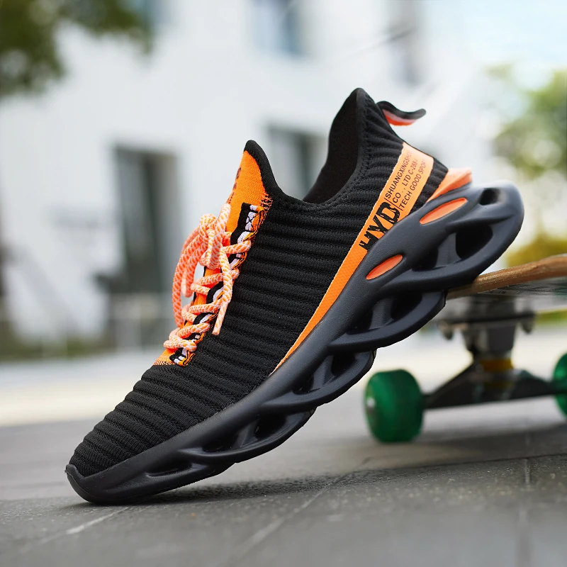 

Summer Trend Style Men's Casual Shoes 2019 New Fashion Breathable Mesh Light Personality Sneakers Flying Weaving Tenis Masculino