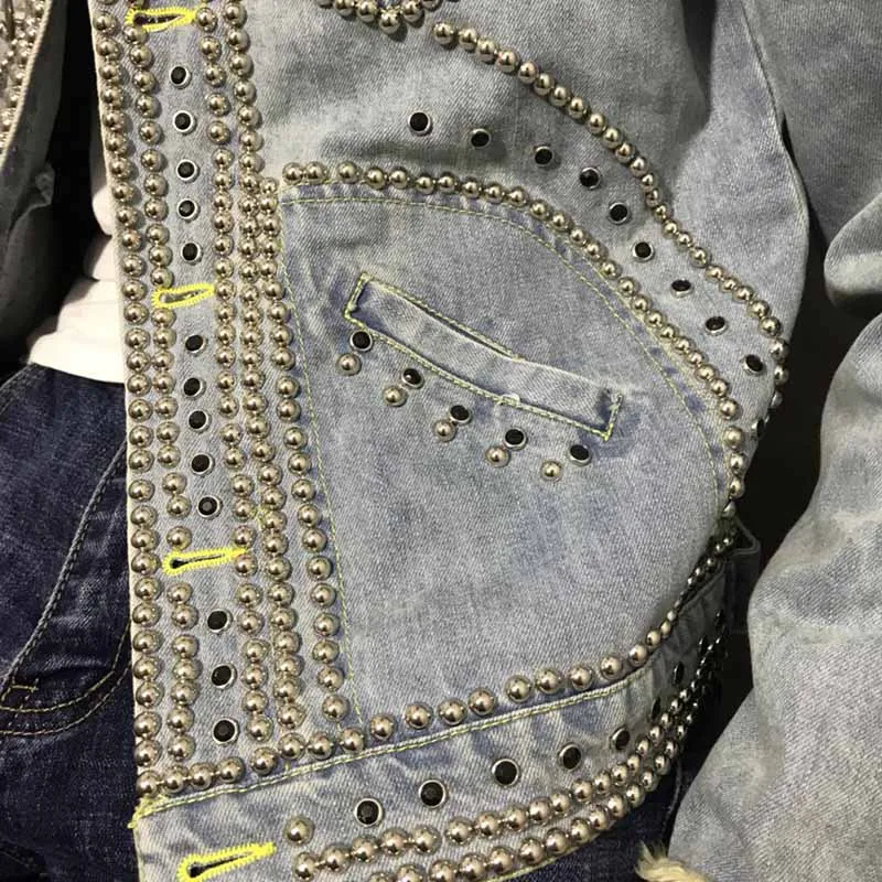 KIOVNO Men Punk Rivet Denim Jackets With Rhinestone Fashion Style Jeans Jackets Outwear Male Multi Pockets Size S-4XL (1)