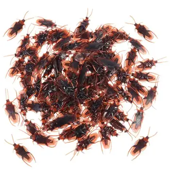 

100pcs Halloween Fake Roach Prank Novelty Fake Roach Simulation Cockroaches Plastic Cockroach Bugs Halloween Trick Joke Toys