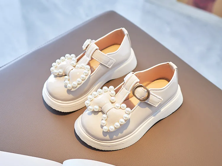 slippers for boy Spring Autumn Girls Leather Shoes with Bow-knot Pearls Beading Princess Sweet Cute Soft Comfortable Children Flats Kids Shoes comfortable sandals child