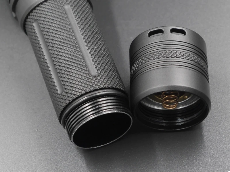 XD47 flashlight (8)