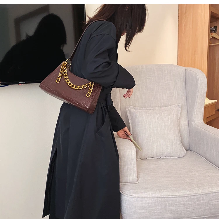 Casual Alligator Chain Handbags Women Crocodile Pattern Shoulder Bags Women PU Leather Underarm Package Female Purse Clutch Hot