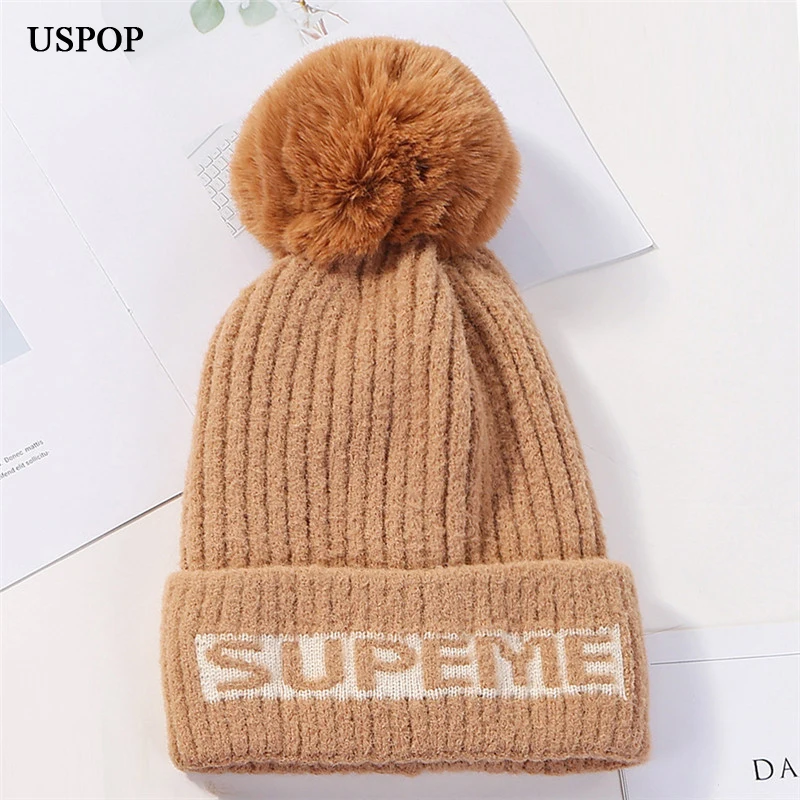USPOP Новая модная зимняя женская шапка с буквенным принтом skullies, бархатные шапки с подкладкой, толстые теплые вязаные шапки, Повседневные шапки с буквенным помпоном