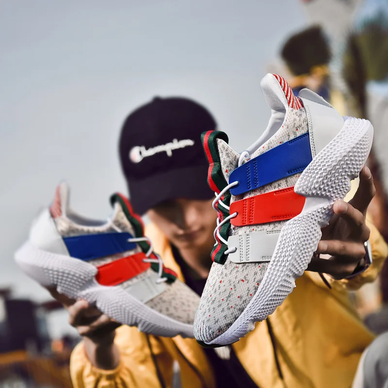 

Rommedal couple height increase sneakers thick sole soft shockproof man chunky shoes breathable comfortable women casual shoes