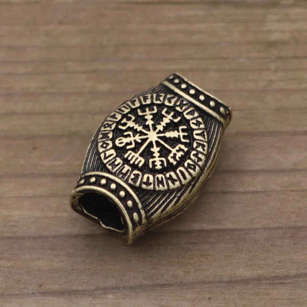 10664889265_1834346341