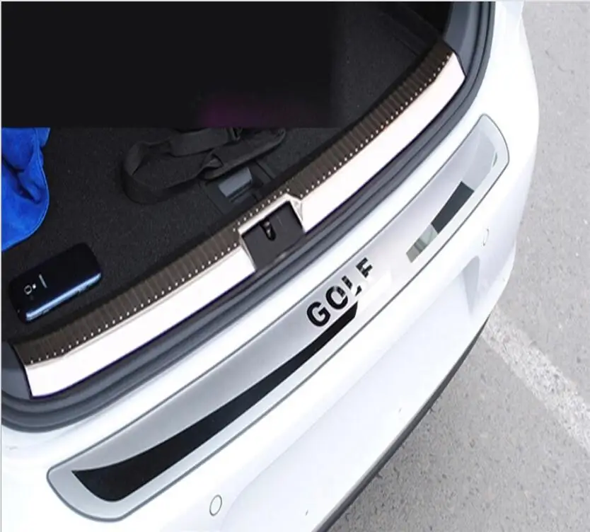 12-17 stainless steel car Rear Bumper Protector Sill Trunk Tread Plate Trim for Volkswagen Golf 7 2012 Car styling 2PCS - Цвет: 12-17