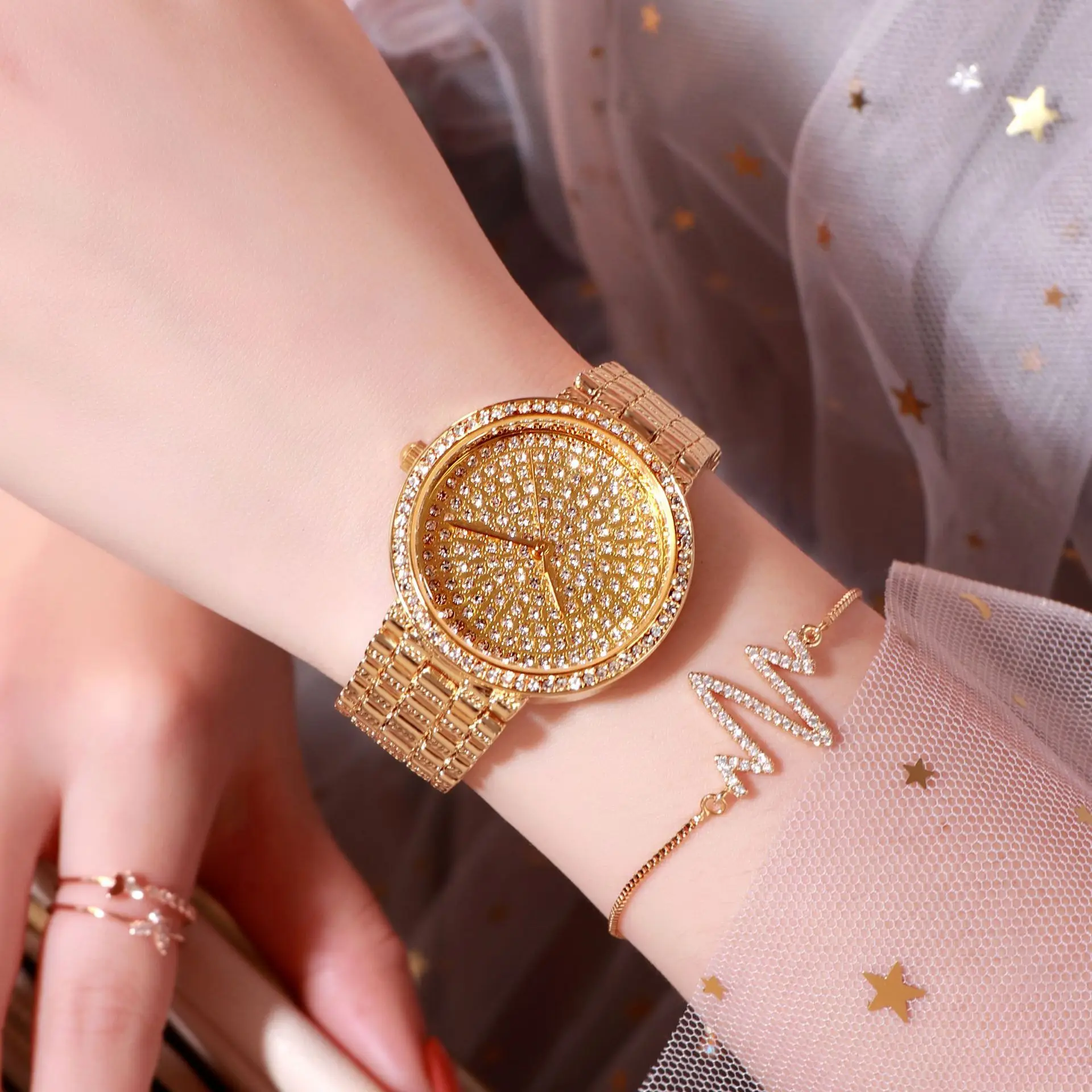 

BW Hot Selling Diamond Watch Factory Direct Hot Selling High-End Custom Chained List Full of Crystals Stars WOMEN'S Watch a Gene