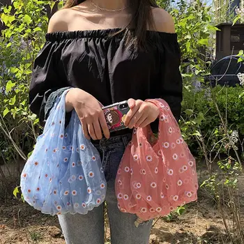 

2020 Spring Women Mesh Embroidered Daisy Tote Daisy Embroidery Handbag High Quality Eco Fruit Bag Purse For Girls Spring Summer