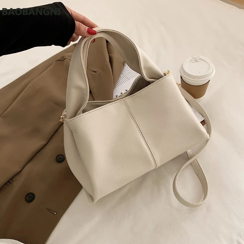 

Fashion Large Chain Shoulder Bag Women Travel Bags PU LeatherFemale Handbags Women Bags Designer Sac A Main Femme
