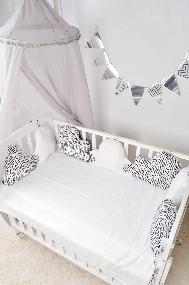 11467187138_1320397417